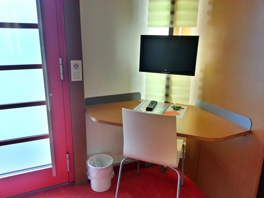 Orange Wings Krems Hotell Rum bild
